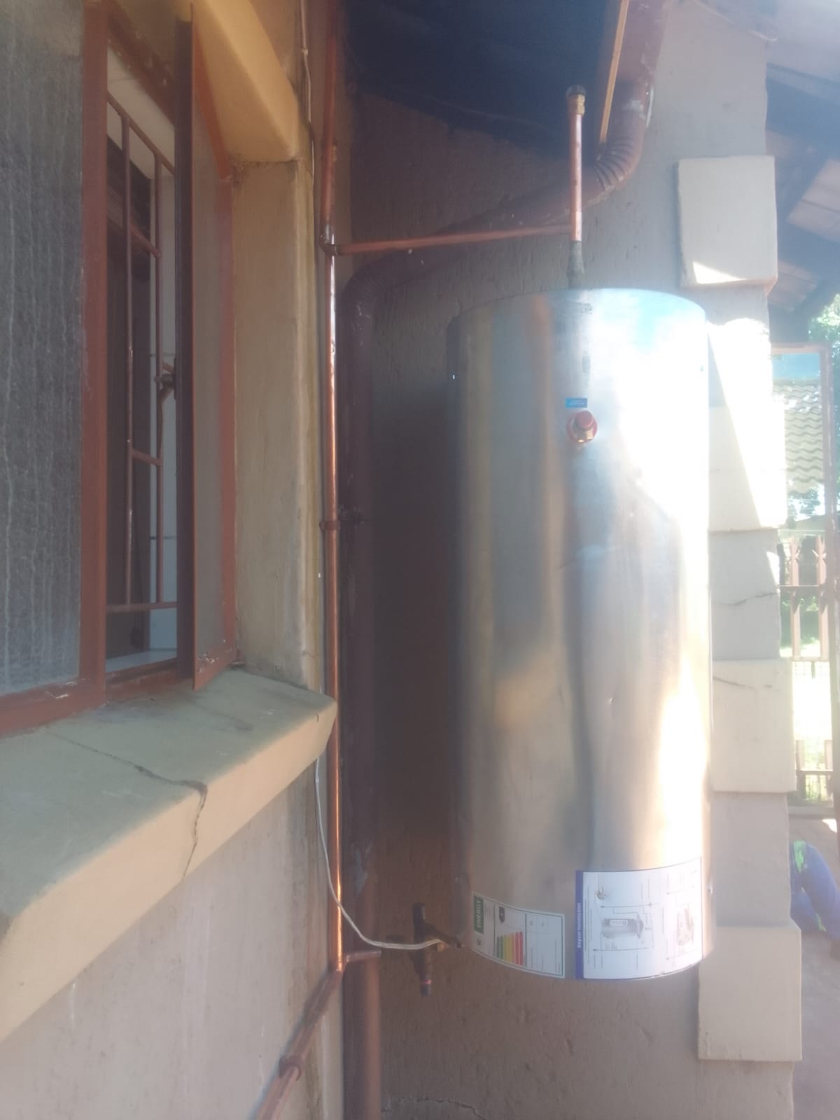 Geyser installation